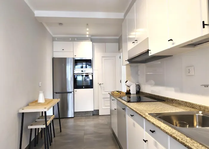 Moderno Y Acogedor A 3 Min De La Playa, Appartamento *